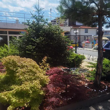 Santorini Szveti Vlasz