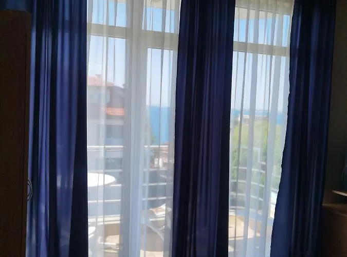 Santorini Sveti Vlas