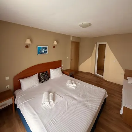 Santorini Hotel