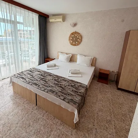 Santorini Hotel