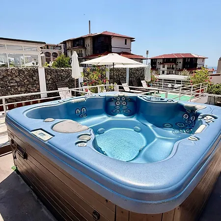 Santorini Hotell *